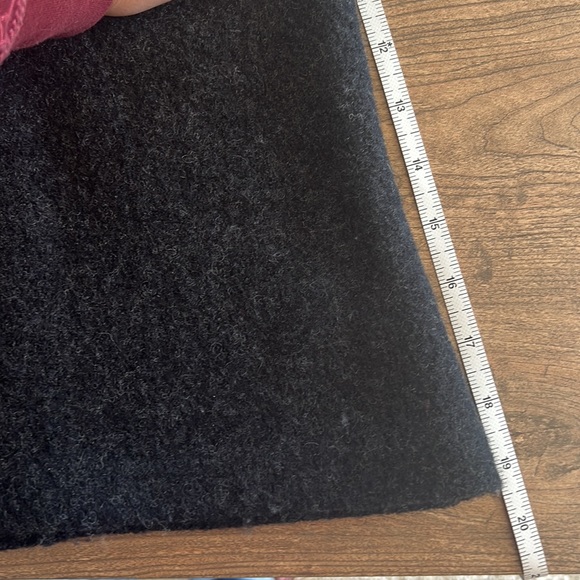 Rosie Neim/ Rosie Neira grey black wool short skirt, size medium - Picture 4 of 9